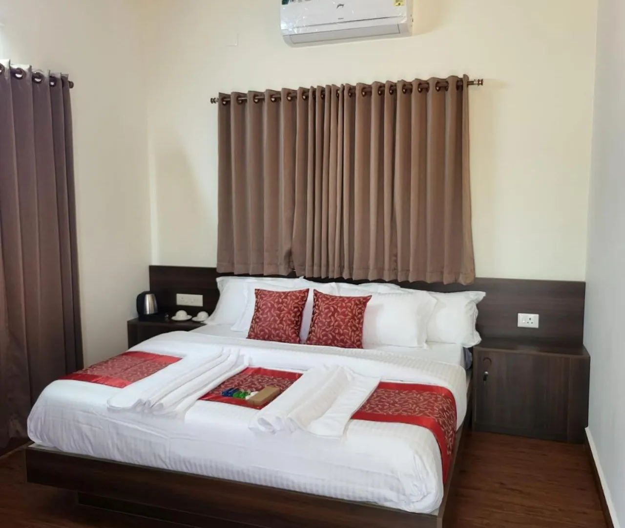 Resort The Riverbells -An Island Stay Alappuzha